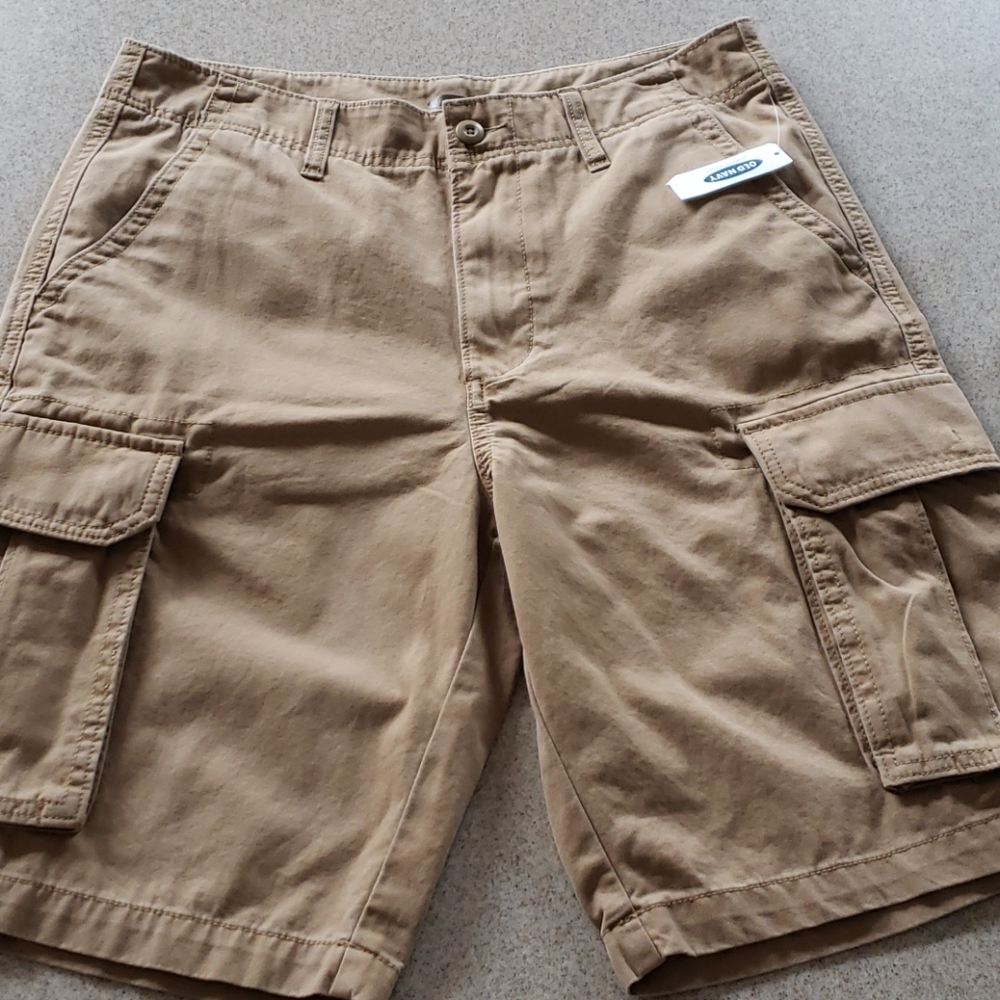 Men's old navy cargo shorts